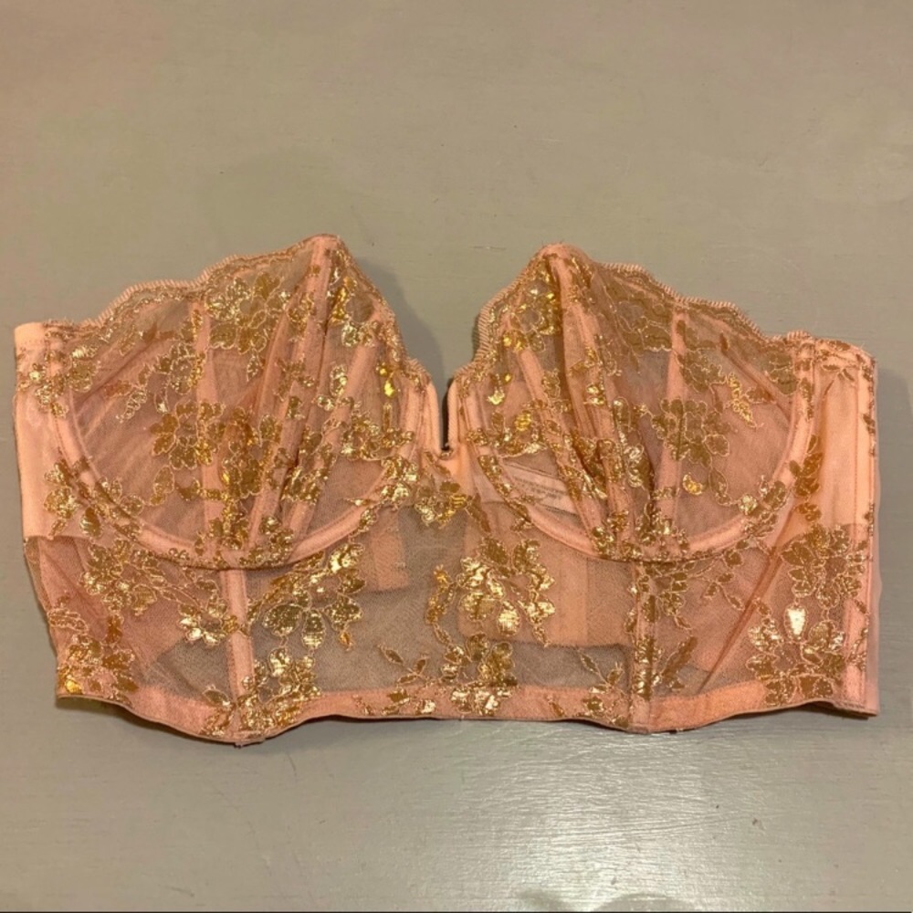 ISO matching panty - Picture 2 of 2